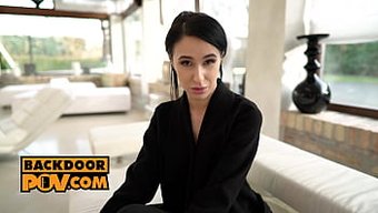 Alyssa Bounty'S Zierlicher Arsch Wird In Pov Geschlagen Und Gefickt