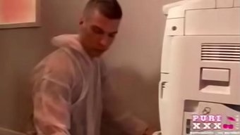 Pure Xxx Films – Die Geile, Vollbusige Sekretärin Wird Ordentlich Durchgenommen.