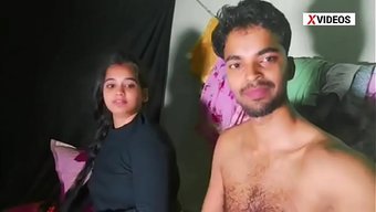 College-Göre Wird Von Ihrem Süßen Lover In Diesem Viralen Video Ordentlich Durchgenommen.
