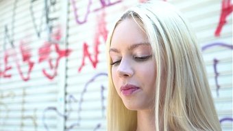 Vivian Lolas Heiße Analszene Hinter Den Kulissen.