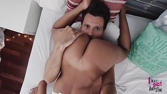 Fingern Und Rimjobs Im Überfluss In Diesem Heißen Video